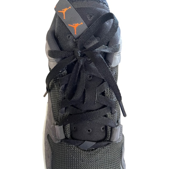 Nike Air Jordan Cadence Men’s Smoke Grey Black White Sneaker CN3498-002 Size 13